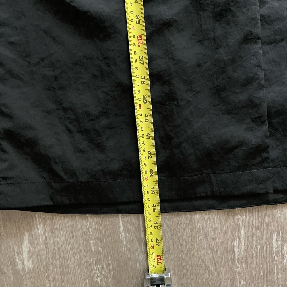 Lululemon Lightweight Collared A-Line Coat Jacket in Black - Picture 11 of 12